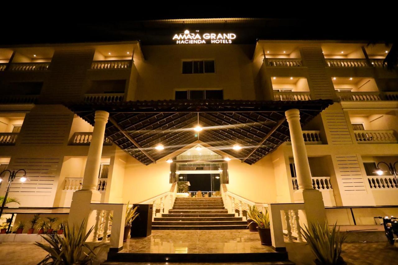 Calux Grand Baga - Formerly Amara Grand Exterior foto